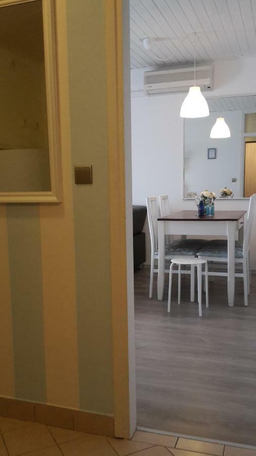 Deep Blue Apartment بوريتش المظهر الخارجي الصورة