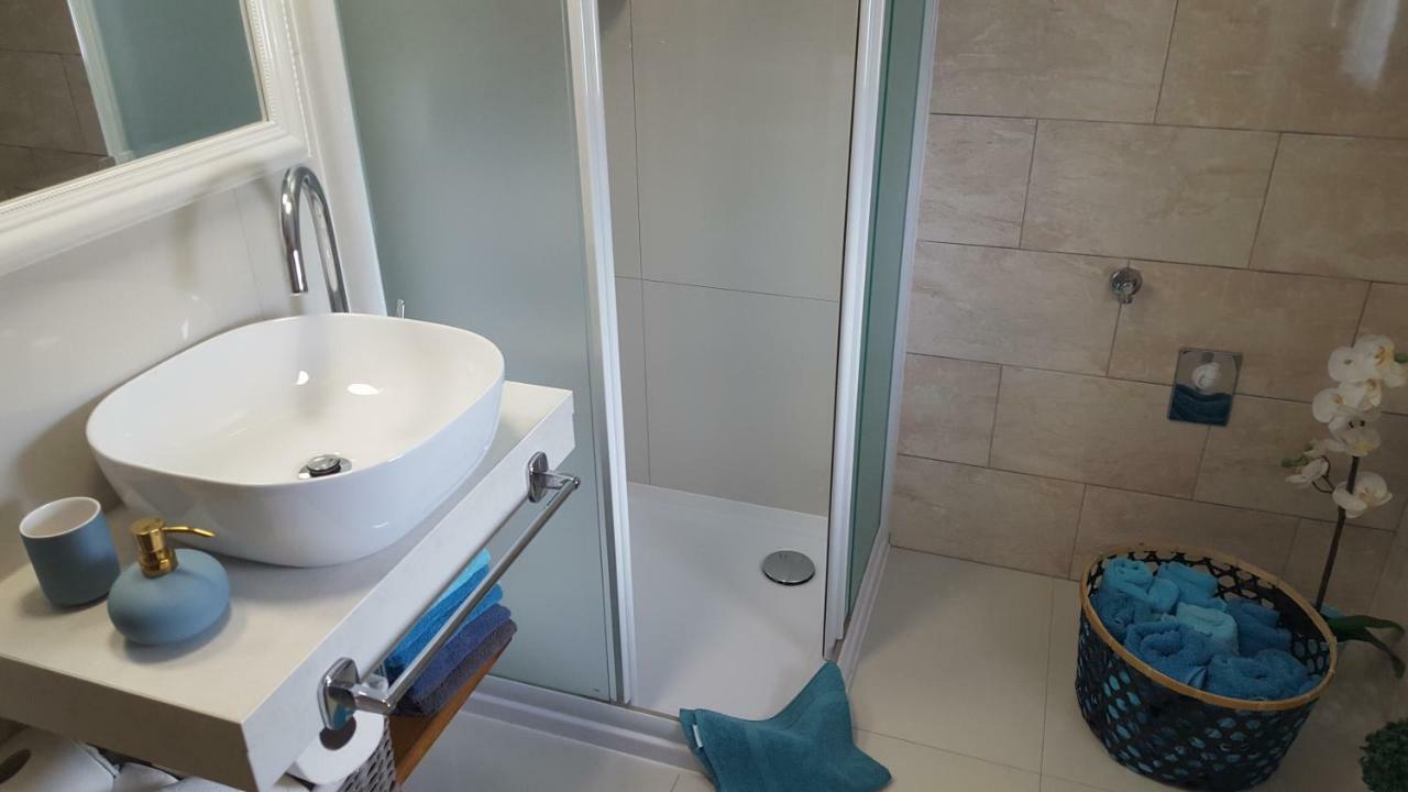 Deep Blue Apartment بوريتش المظهر الخارجي الصورة
